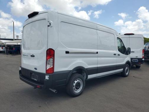 2025 Ford Transit-250 148 WB Medium Roof Cargo