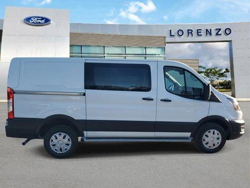 2024 Ford Transit-250 
