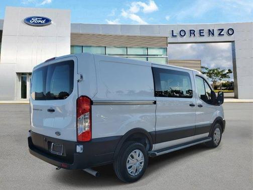 2024 Ford Transit-250 