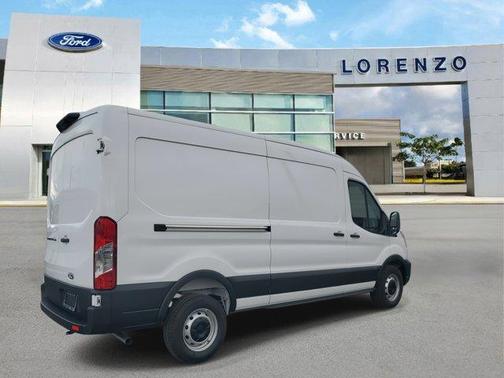 2026 Ford Transit-250 