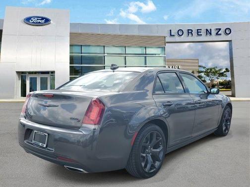 2023 Chrysler 300 S