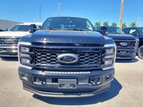 2025 Ford F-350 Lariat Super Duty