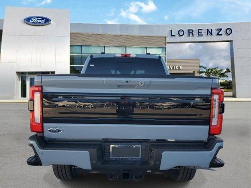 2026 Ford F-250 Platinum