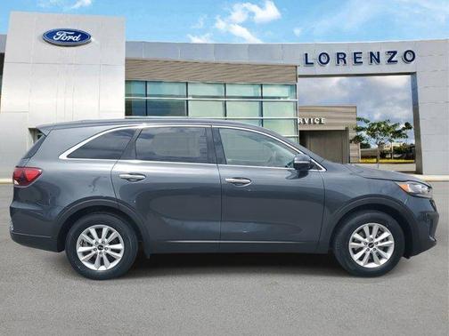 2020 Kia Sorento LX