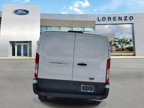 2025 Ford Transit-250