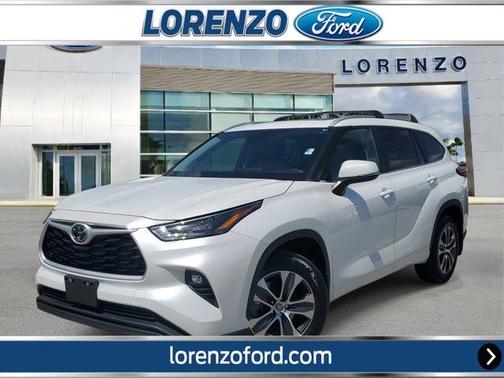 2023 Toyota Highlander LE