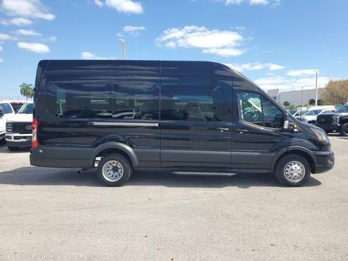 2024 Ford Transit-350 XLT