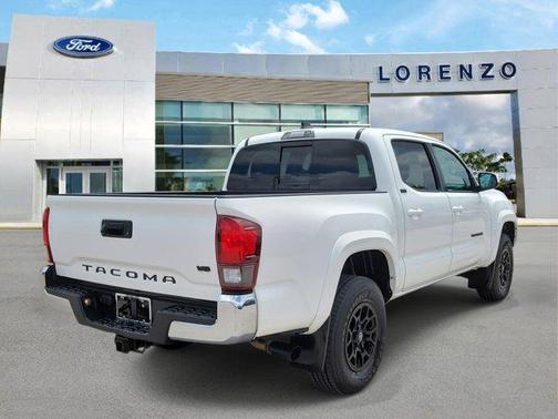 Super White 2020 Toyota Tacoma SR5