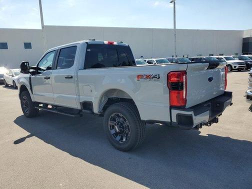 2025 Ford F-250 XL
