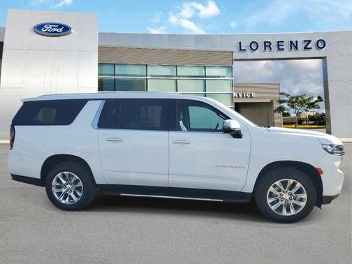 2023 Chevrolet Suburban Premier