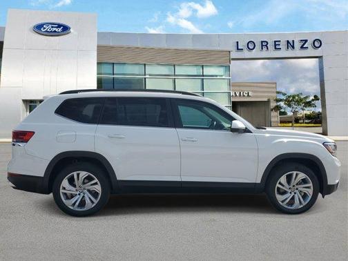 2022 Volkswagen Atlas 3.6L SE w/Technology