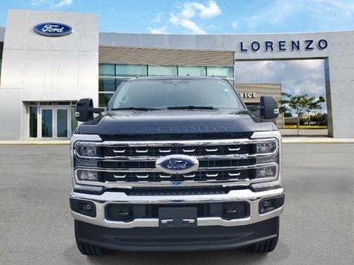 2025 Ford F-350 Lariat Super Duty
