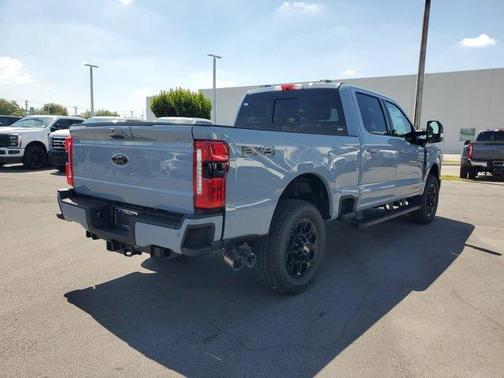 2025 Ford F-350 Lariat Super Duty