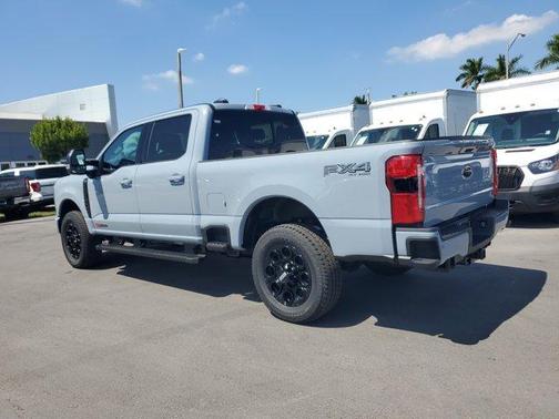 2025 Ford F-350 Lariat Super Duty