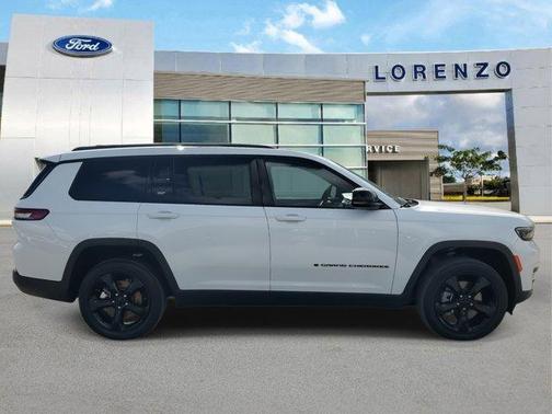 2023 Jeep Grand Cherokee L Laredo