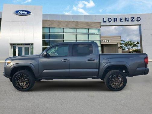2022 Toyota Tacoma SR