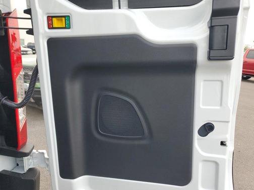 2026 Ford Transit-250 148 WB Medium Roof Cargo
