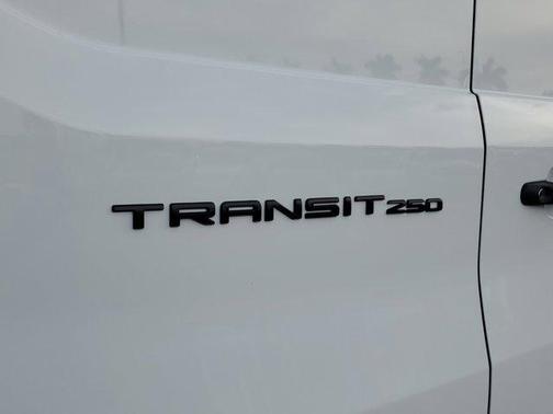 2026 Ford Transit-250 