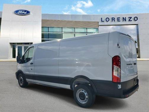 2026 Ford Transit-250 