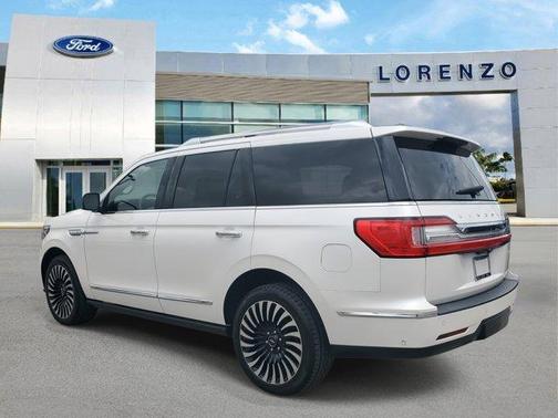 2019 Lincoln Navigator Select