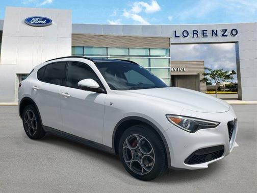 2022 Alfa Romeo Stelvio Ti