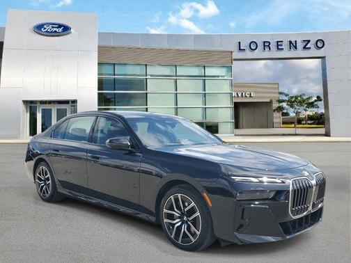 2024 BMW 740 i