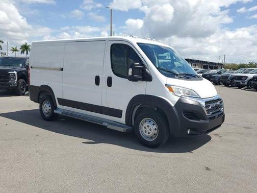 2023 RAM ProMaster 2500 Base