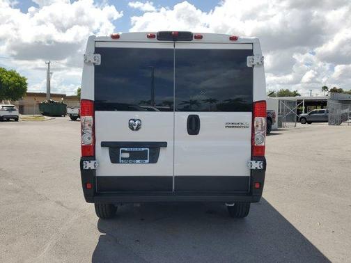 2023 RAM ProMaster 2500 Base