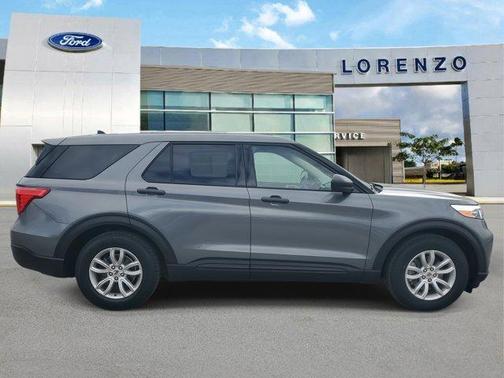 2021 Ford Explorer Base