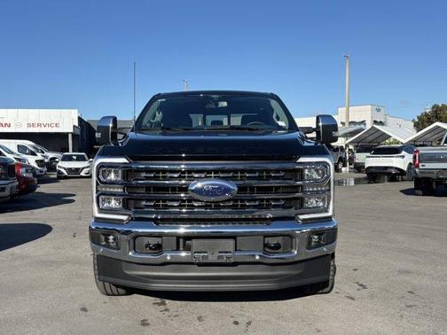 2025 Ford F-350 Lariat Super Duty