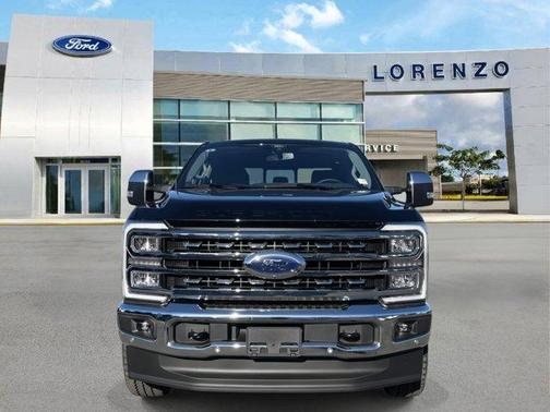 2025 Ford F-350 Lariat Super Duty