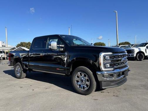 2025 Ford F-350 Lariat Super Duty
