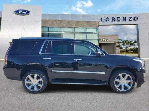 2018 Cadillac Escalade Luxury