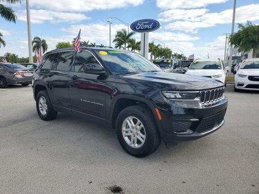 2024 Jeep Grand Cherokee Laredo