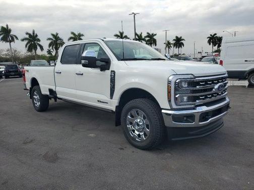 2025 Ford F-350 Lariat Super Duty
