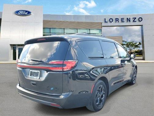 2021 Chrysler Pacifica Hybrid Limited