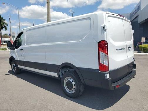 2025 Ford Transit-250