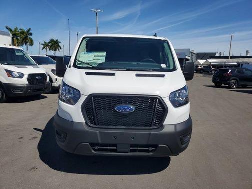 2025 Ford Transit-250