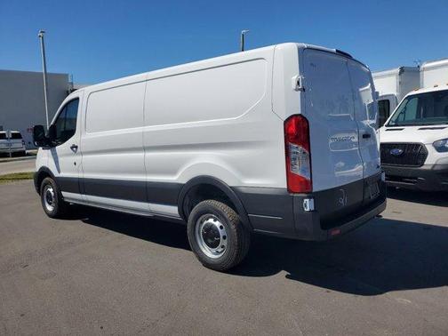 2025 Ford Transit-250
