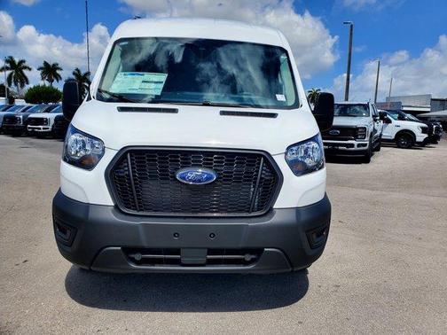 2025 Ford Transit-250 148 WB Medium Roof Cargo