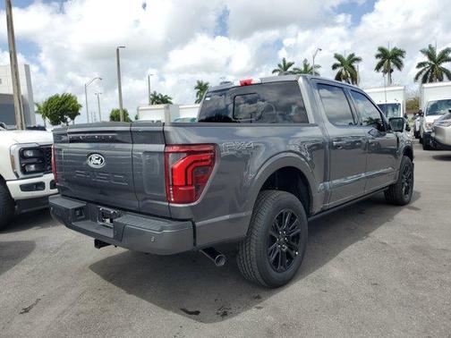 2025 Ford F-150 Platinum