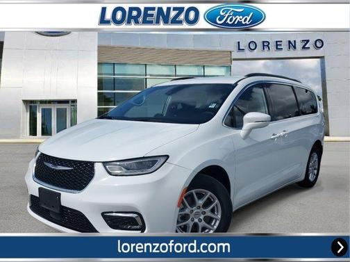 2022 Chrysler Pacifica Touring-L