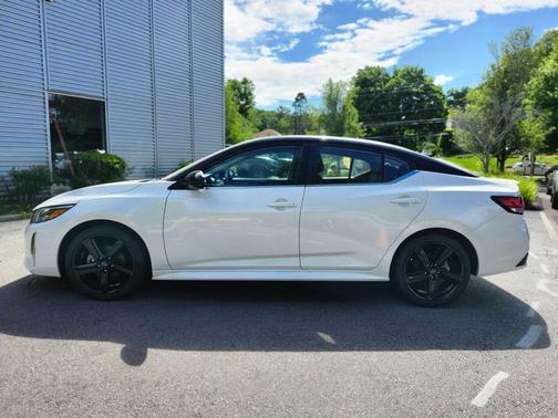 White 2024 Nissan Sentra SR