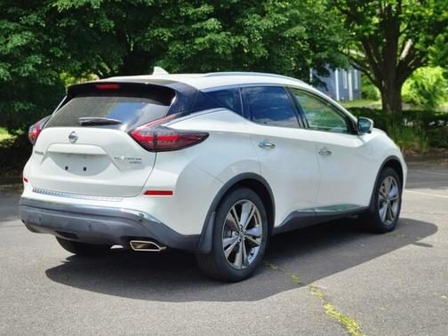 White 2020 Nissan Murano Platinum