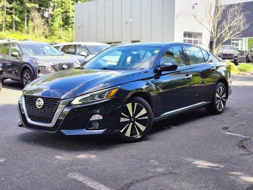 Black 2020 Nissan Altima 2.5 SL