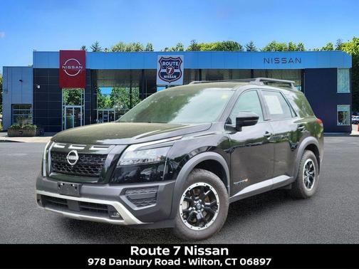 Black 2023 Nissan Pathfinder Rock Creek