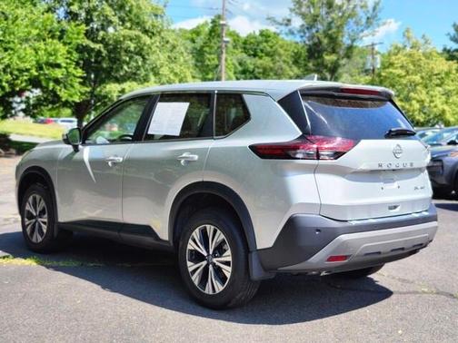 Brilliant Silver Metallic 2023 Nissan Rogue SV