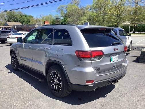 Billet Silver Metallic Clearcoat 2018 Jeep Grand Cherokee Trailhawk