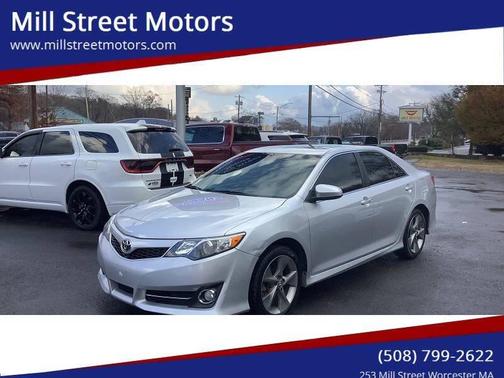 2014 Toyota Camry SE