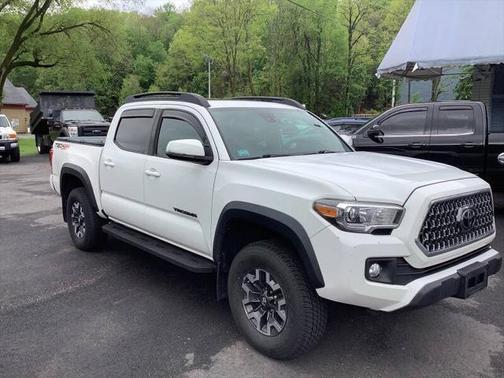 2019 Toyota Tacoma SR